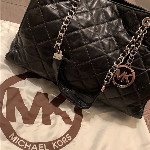 Michael Kors Handbags - Michael Kors Bag